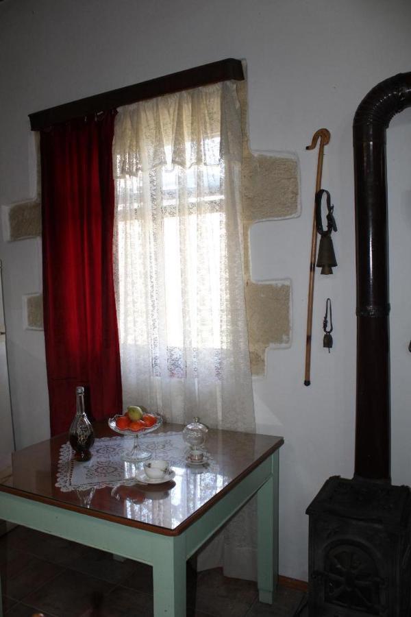 Traditional House Maria Azoyirás Екстериор снимка